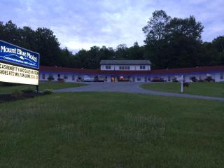 Mount Blue Motel - Farmington - 7