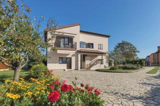 Apartments with a parking space Valbandon, Fazana - 23745 - Fasana - 0