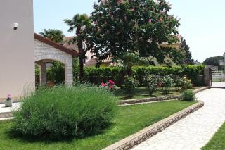 Apartments with parking space Valbandon, Fazana - 23745 - 4