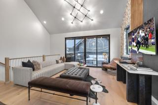 Modern Cowboy - Private Balcony - Mins To Broadway - Nashville - 3
