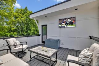 Resonant - 2 Townhomes - 2 Private Rooftop Decks - Nashville - 9