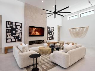 Luxe - Solstice Retreat - Heated Pools - 2 Homes - Scottsdale - 7