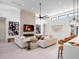 Luxe - Solstice Retreat - Heated Pools - 2 Homes - Scottsdale - 2