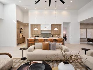 Luxe - Solstice Retreat - Heated Pools - 2 Homes - Scottsdale - 1