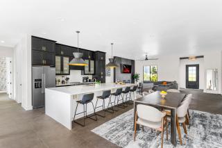 Varsity-Sports Courts- Pool- Volleyball - & More! - Scottsdale - 6