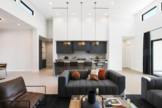 Luxe - Ember - Pool Heat Available - Fire Pit - Scottsdale - 1