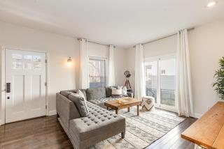 Modern Farmhouse- Fenced Backyard+Patio-12 South - Nashville - 2