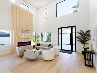 LUXE - Nouveau - Sparkling Pool - Walk to Old Town - 2