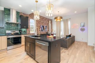 Duet - 2 Units - Rooftop Patios - Mins to Broadway - Nashville - 1