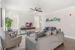 Ivory - Private Porch - Walk to Centennial Park - Nashville - 0