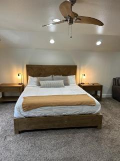 Cozy Private McCall Downtown Remodeled Studio - McCall - 4