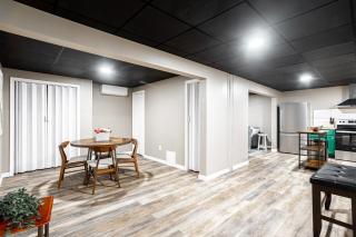 Hot Tub Sauna POOL 2 BDR Game Room - East Stroudsburg - 4