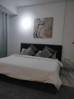 Ahlan Premium Luxury Marina Cityview JBR - 1