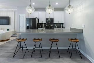 Brand New 5 Bedrooms4 Baths At Storey Lake - 7