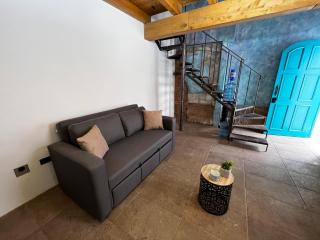 Antigua Central Casa or Loft King Beds Volcano View - Buen Rollo Escapes - Antigua Guatemala - 6