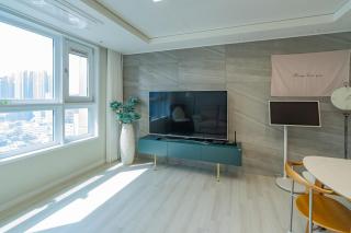 New Apt 34py 3min to Haeundae Beach LG StanbyMe & Styler Netflix & Sky Capsule - 1