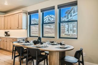 Flying Moose at Helling Circle 101 condo - Heber City - 3