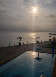 Casa en Urbanización Privada Con Vista al mar - Manta - 7