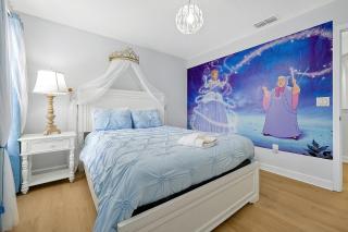 Private Pool & Hot Tub Themed Paradise Near Theme Parks - 3