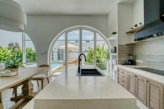 Solea Villa Brand-New 3BR in Cemagi, Canggu - - 2