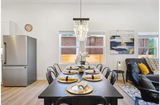 Sleek 4BR3BA Urban Living w Downtown Views - San Antonio - 4