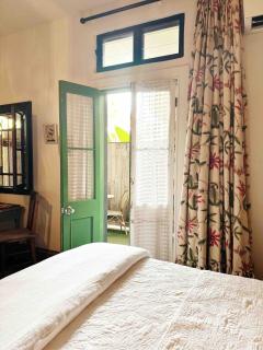 One Fabulous Room Brunswick Heads - 6