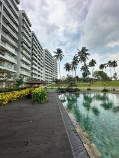 Golf Course Retreat - Pool,Parking,Wi-fi & Sunset - Gonapola - 0
