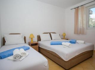 Charming Seaside Escape in Kotor - Donji Stoliv (Stolivo Inferiore) - 2