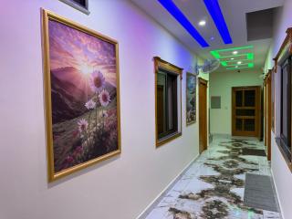 Serene Elegance Hotel - 1