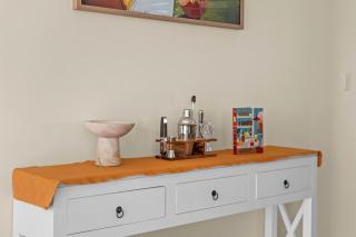 Bright 2-Bed Top-Floor Flat Near Moffat Beach - Caloundra - 4