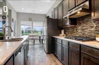 Sierra luxury House - Katy - 7