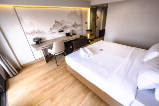 Near Don Mueang Hotel - - 9