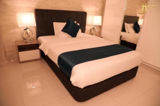Dancenter Jewel Near World Trade Center - Manama - 5