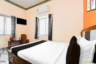 Hotel O Jagannatha Temple Paschim Dwar - 4