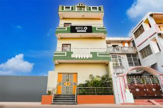 Hotel O Jagannatha Temple Paschim Dwar - 0