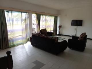 Kibaki Beach Apartment - Mombasa - 3
