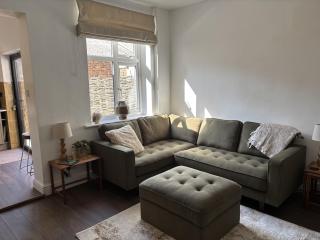9 Portland Street - Leek - 6