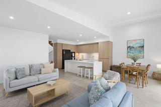 Stillwater on Stockton, 57B Stockton St - complete luxury in the heart of town - Nelson Bay - 7