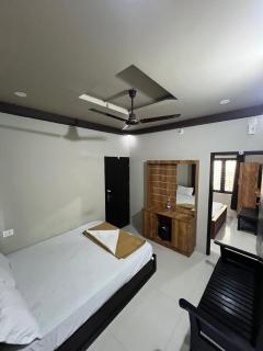 Kosher Livings Holiday - Kalpetta - 1
