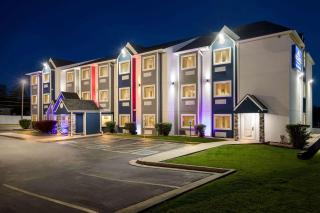 Microtel Inn & Suites by Wyndham Tulsa - Catoosa Route 66 - Tulsa - 5