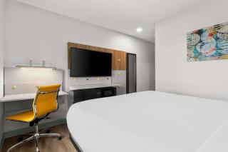 Microtel Inn & Suites by Wyndham Tulsa - Catoosa Route 66 - 7