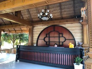 Romantic View Resort - Vang Vieng - 0