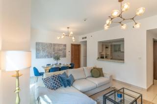 Elegant 1BR At Sanibel Tower park Island Tower Dubai Marina by al sarya holiday homes - 4