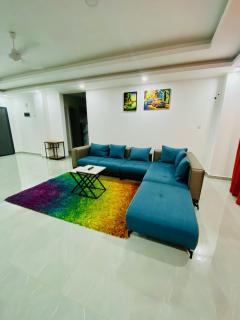 Modern 3 bedroom Apartment-2 Min Walk To The Beach - Mombasa - 1