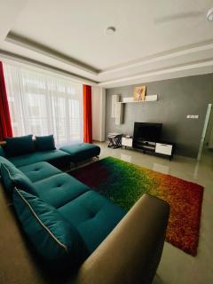 Modern 3 bedroom Apartment-2 Min Walk To The Beach - Mombasa - 3
