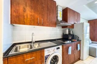 Chill Studio with Balcony and Pool View - 2