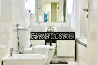 Vserve - 1 BR Iconic Burj Khalifa full view - Dubai - 8