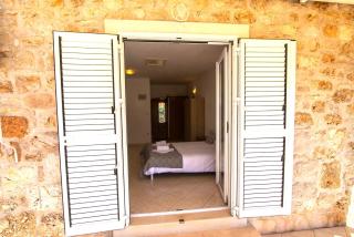 Dubas Studio Apartment - 3