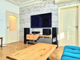 Luxury and Comfortable Central Apartment with Parking - Boergas - 5