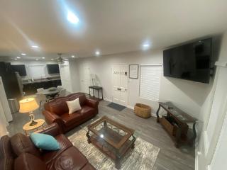 BonVoyage-Sleep&Sail Overnight Stays-Sleeps 6-8 - Long Beach - 7
